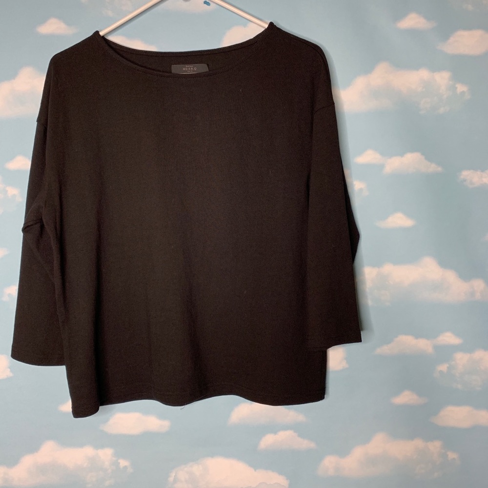 Meier Q- Black Lg Sleeve Sweater size small